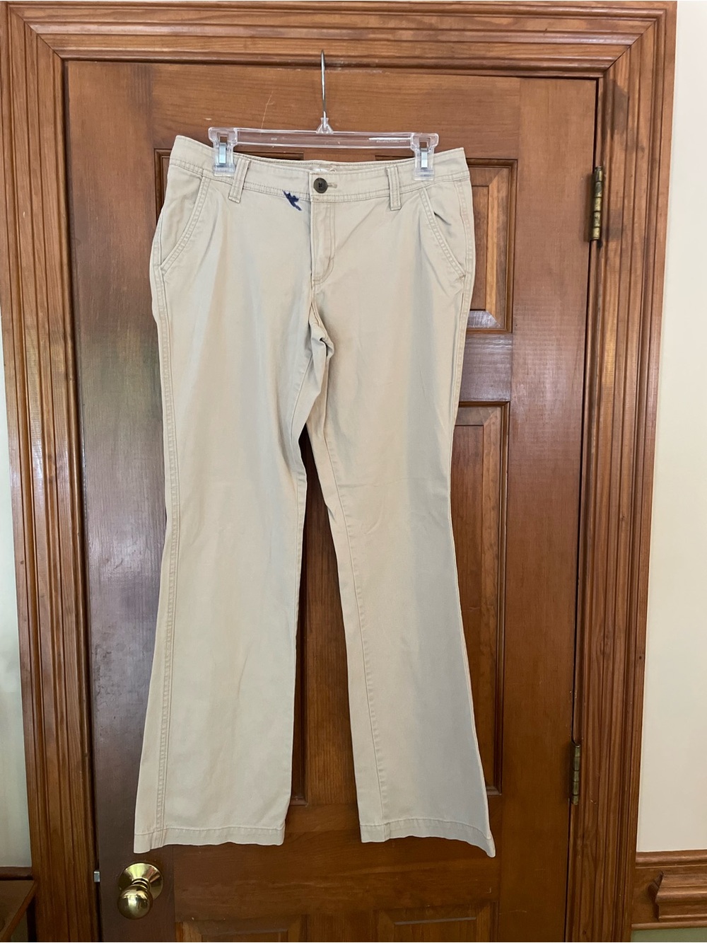 Old Navy The Diva Bootcut Khaki Women's Pants, Faux Back Pockets, Size 6 Regular